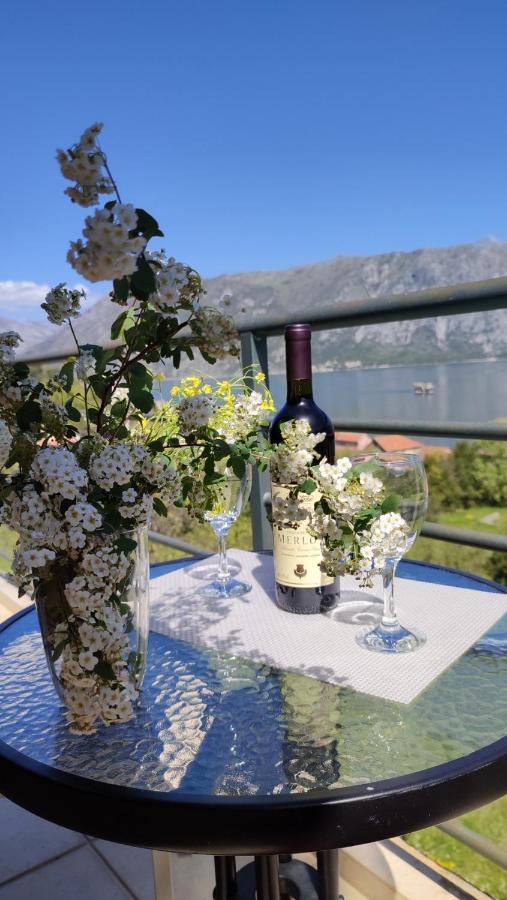 Apartman Barbara Cattaro Esterno foto