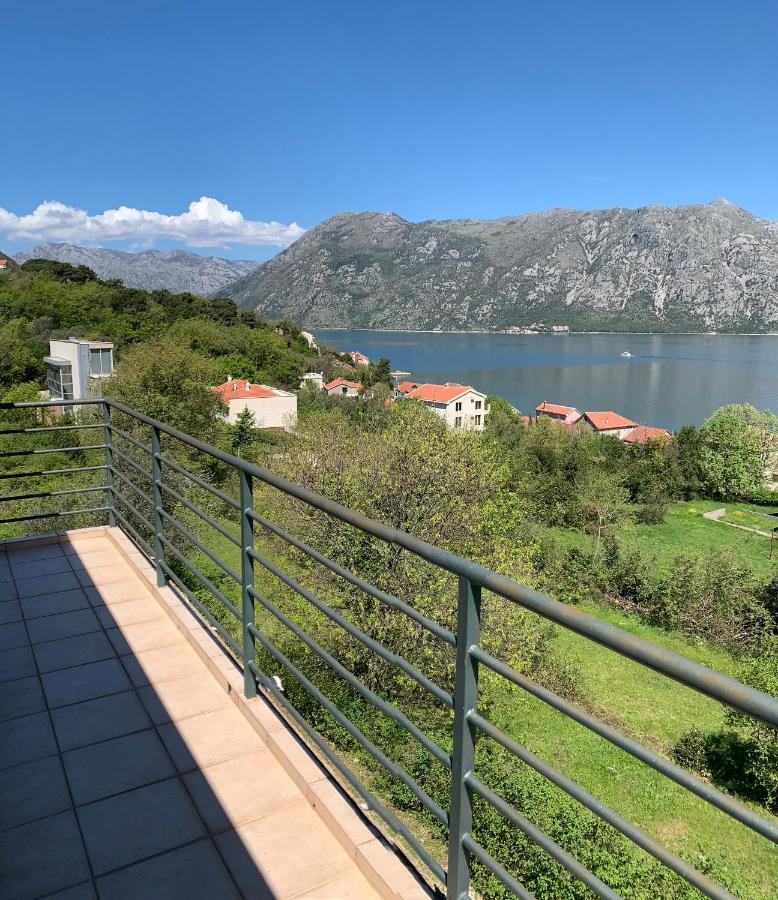 Apartman Barbara Cattaro Esterno foto